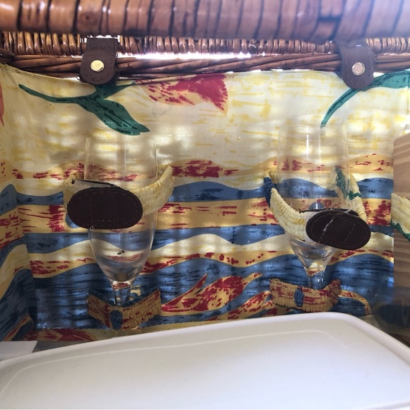 Vintage picnic basket/hamper—fully stocked! - Picture 6 of 8